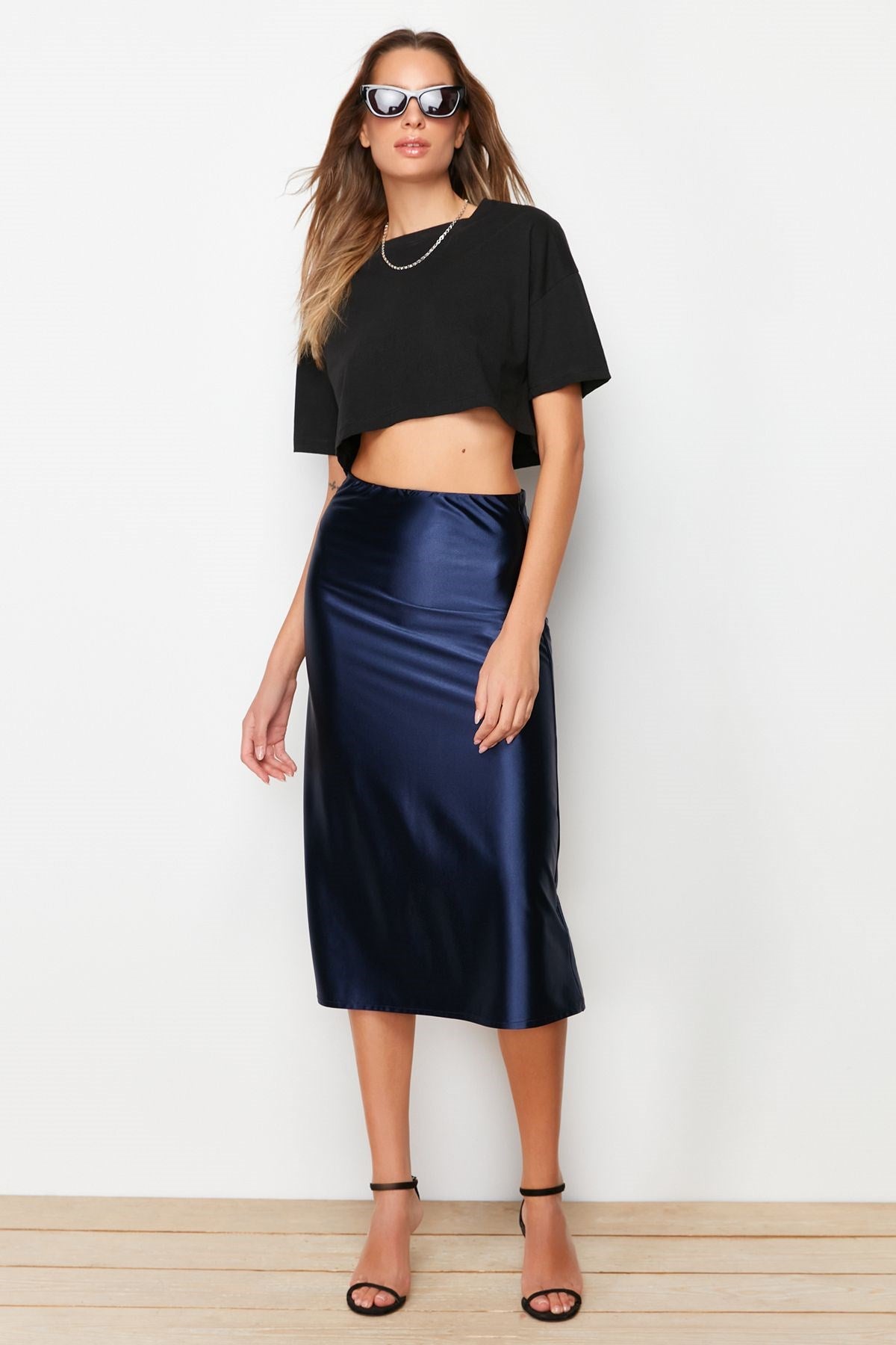 Indigo Premium Satin A Cut/bell Shape Midi Knit Skirt Twoaw24et00088