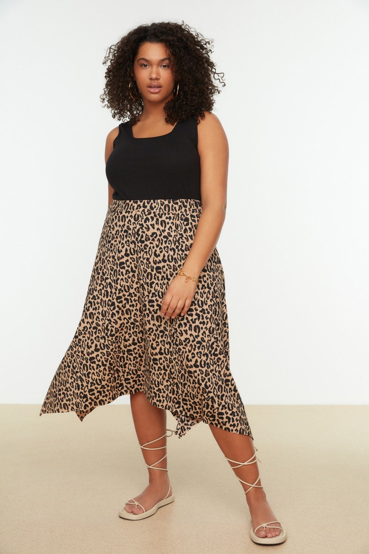 Brown Asymmetric Animal Pattern Knitted Skirt Tbbss22et0253