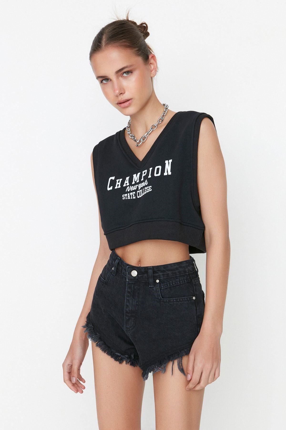 Black Ripped Detailed High Waist Denim Shorts Twoss22sr00152