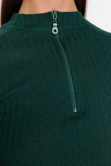 Emerald Green Zipper Collar Fitted/body-fitting Ribbed Stretch Knit Blouse Twoaw24bz00057