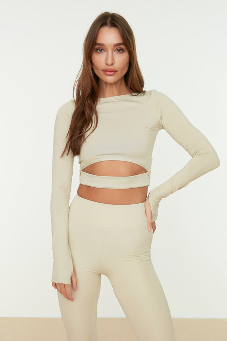 Black Crop Window/cut Out And Thumb Hole Detailed Sports Blouse Twoaw21bz0156