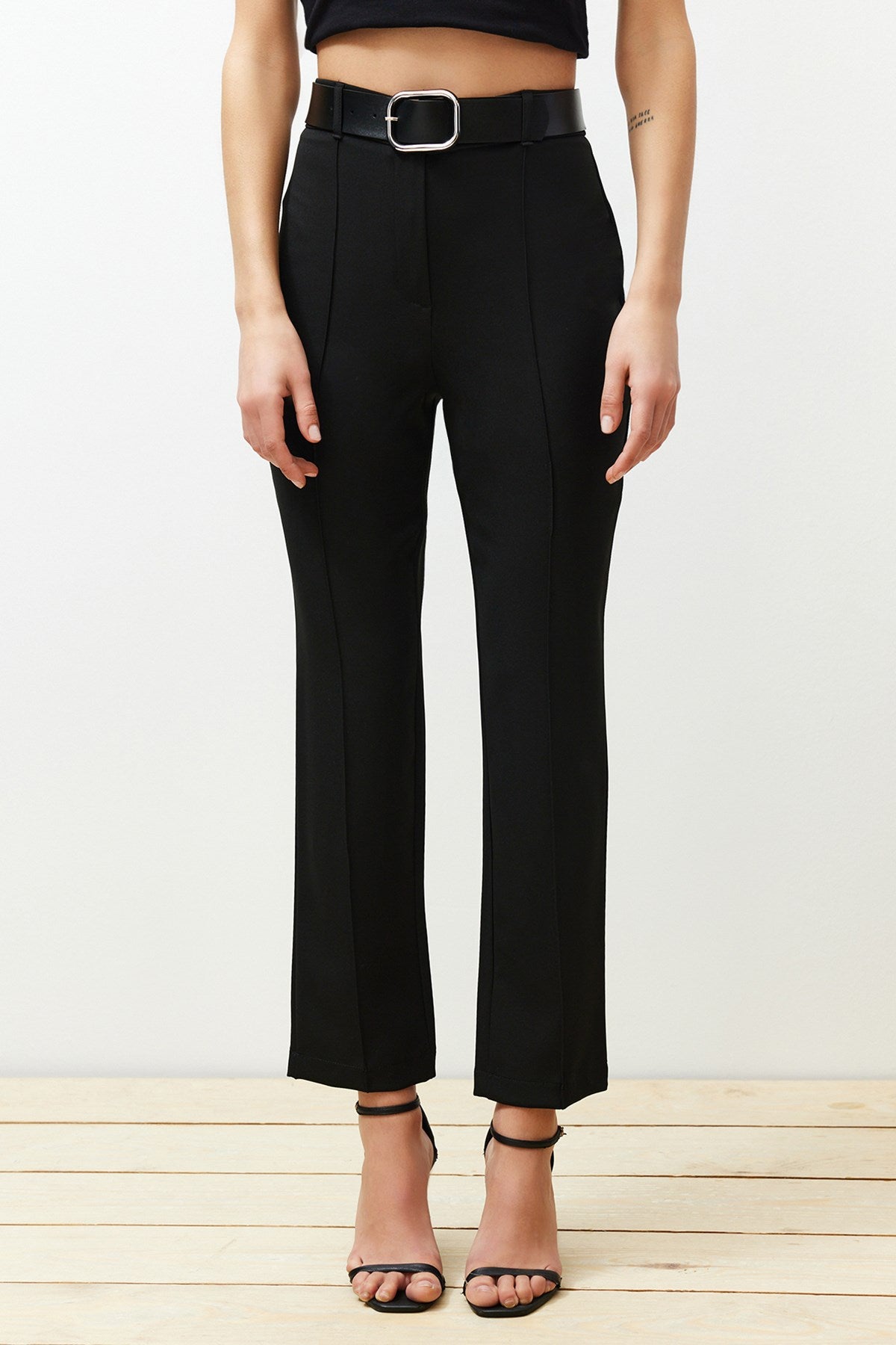 Black Belted Cigarette Pattern Woven Pants Twoss24pl00081