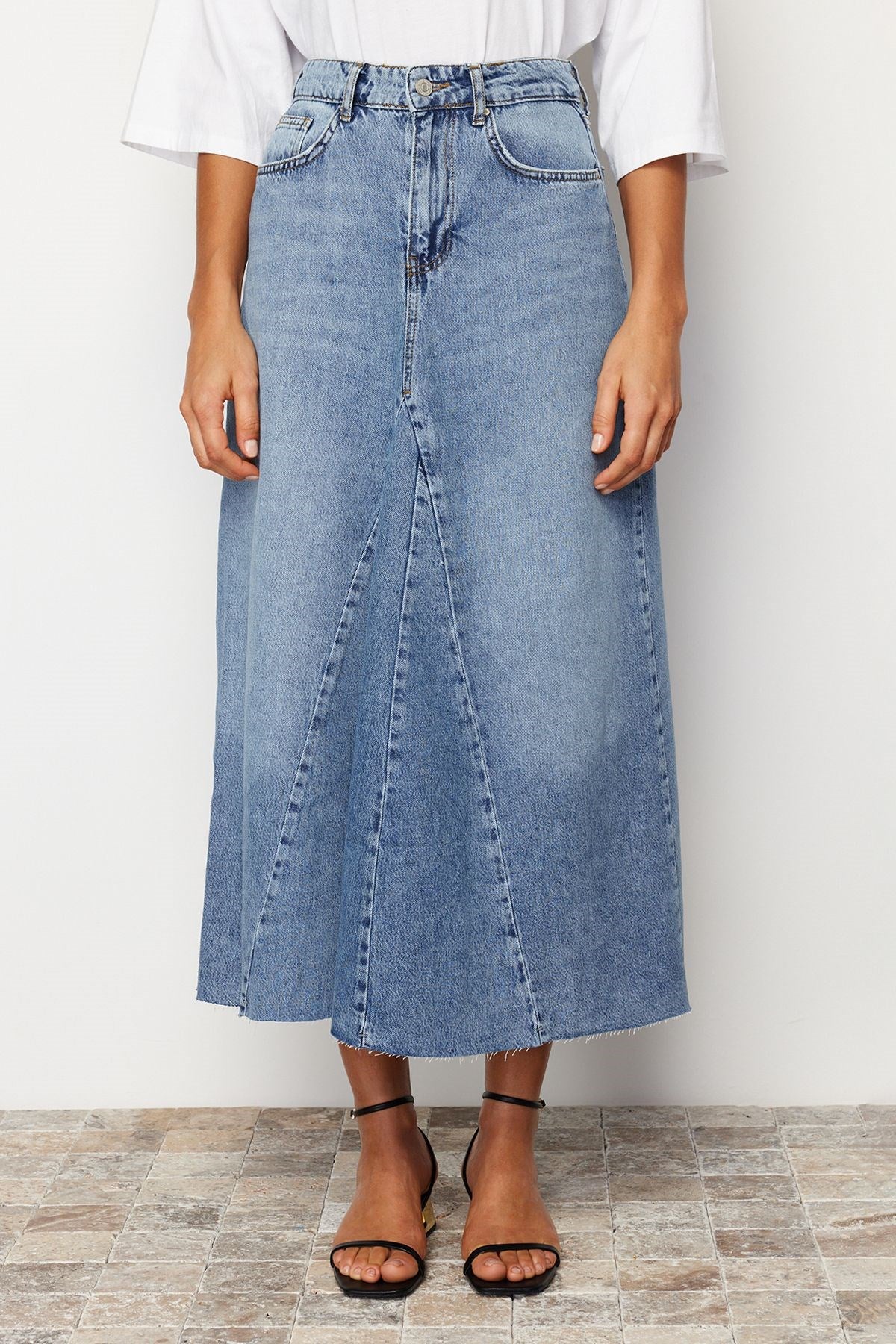 Blue Flounce Stitching Detailed High Waist Maxi Denim Skirt Twoss24et00012