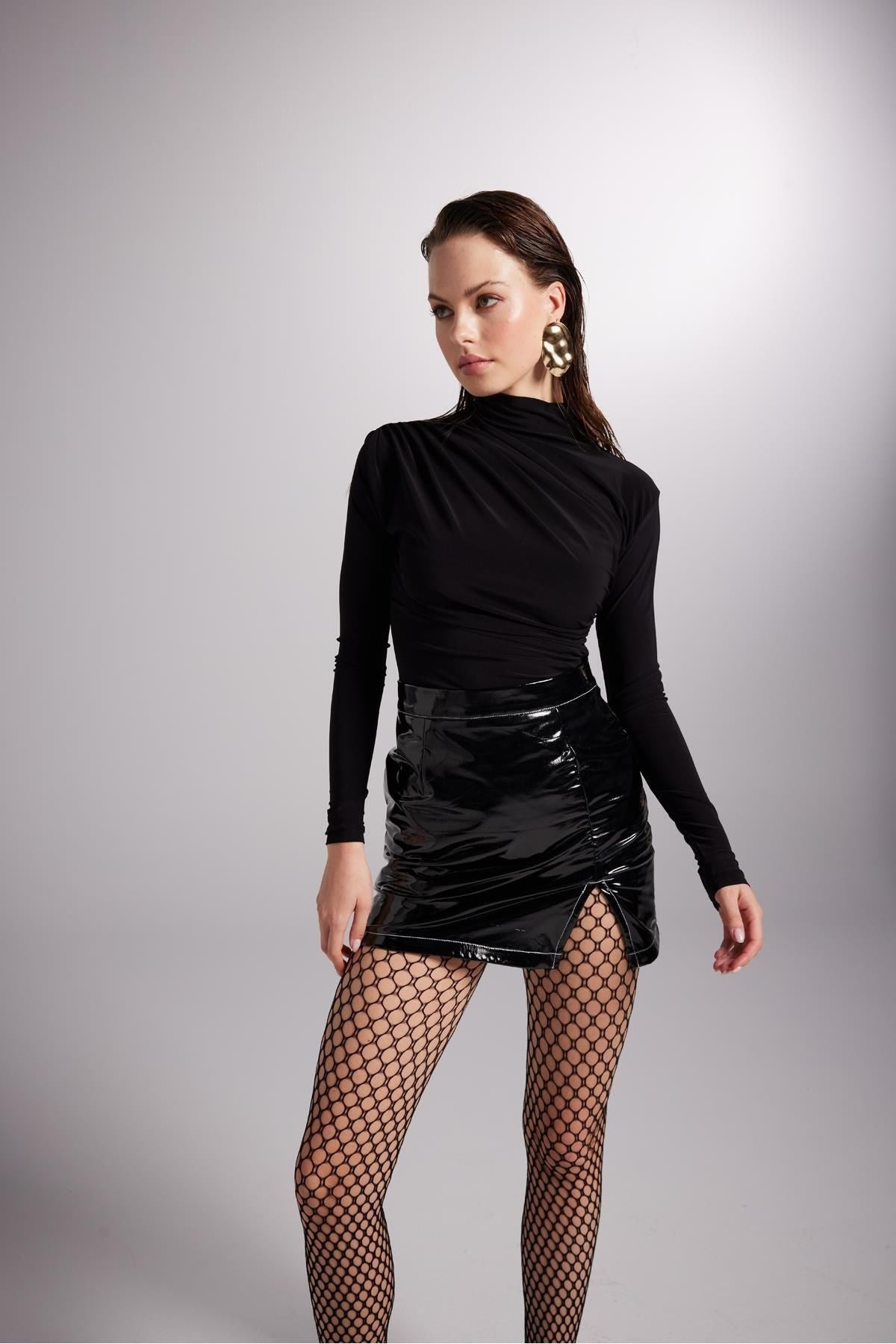 Patent Leather Mini Bria Skirt With Slit Lining Black Hlfw24-00039