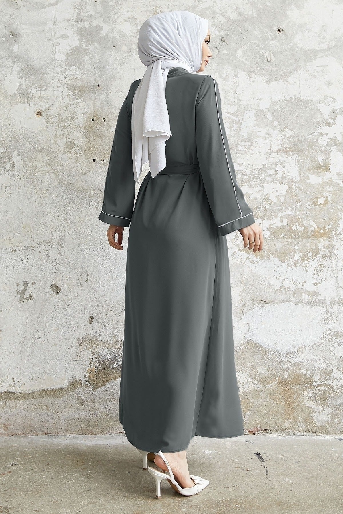 Salvia Wavy Sleeve Patterned Abaya - Brown Ms00tz74538