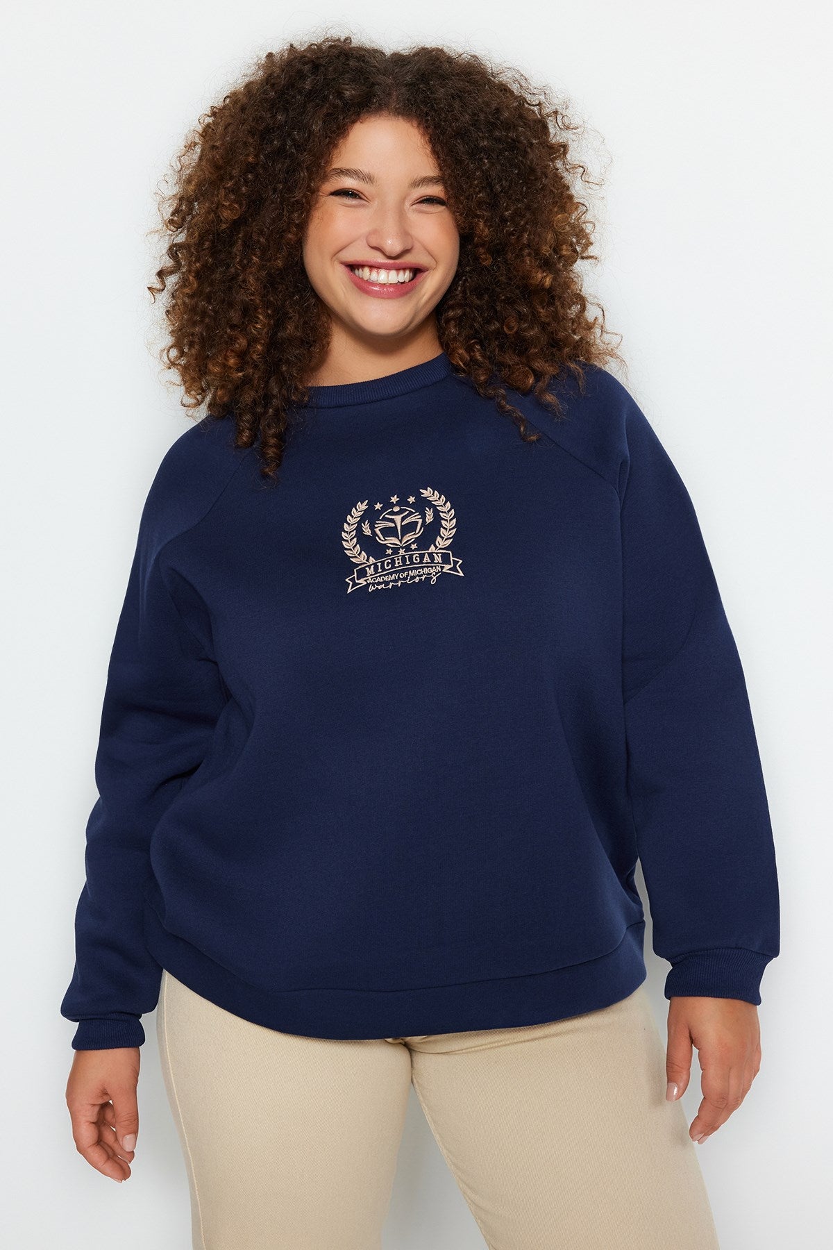 Camel Thick Inner Polar Embroidery Detailed Knitted Sweatshirt Tbbaw24ao00021