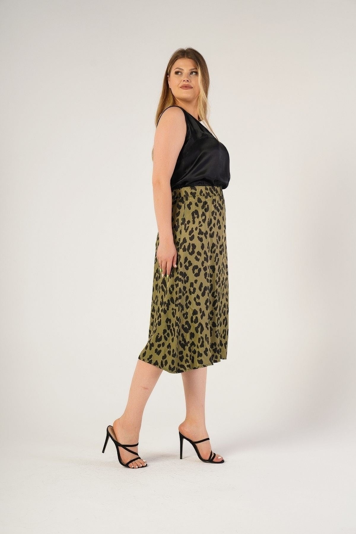 Plus Size Leopard Print Skirt 230700016