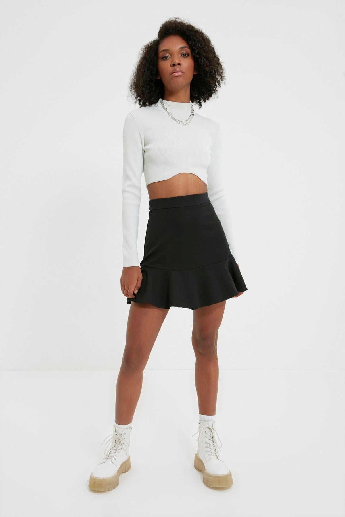 Black Skirt With Flounce Mini Woven Skirt Twoaw20et0617