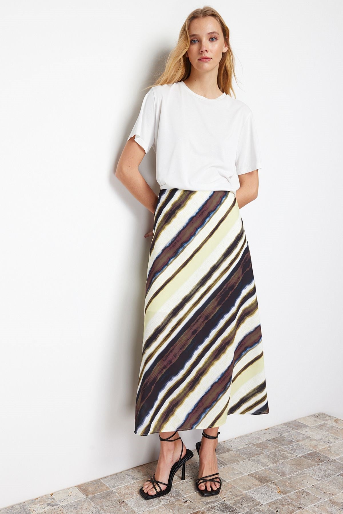 Multi-color Satin Pattern A-line Midi Length Woven Skirt Twoss24et00072