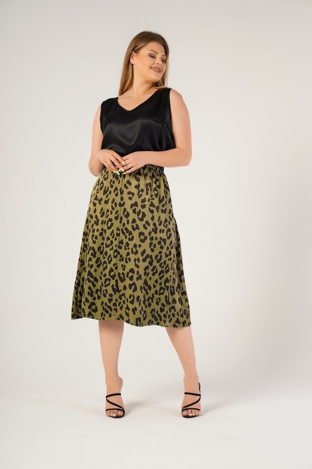 Plus Size Leopard Print Skirt 230700016