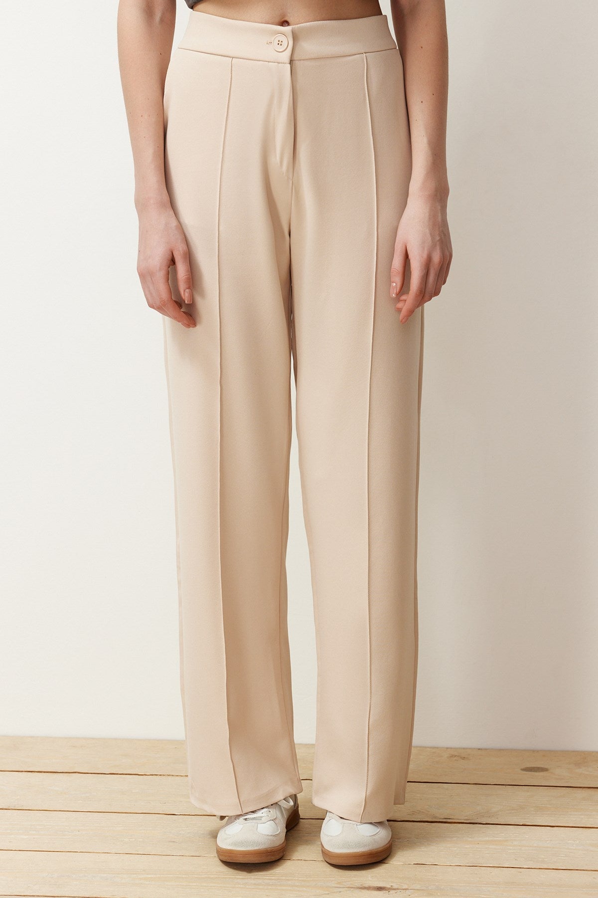 Beige Wide Leg Woven Pants Twoss24pl00146