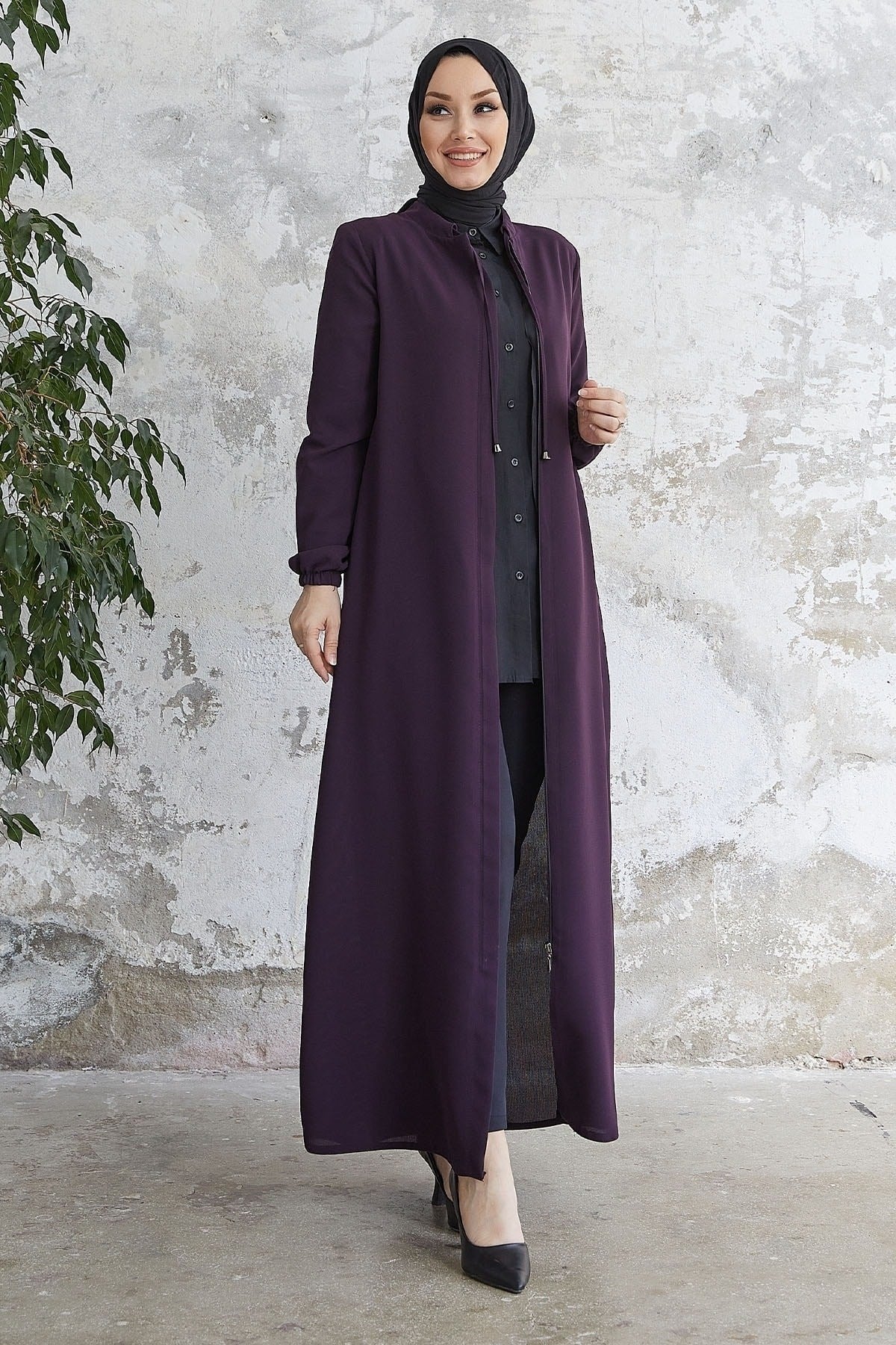 Hidden Patched Abaya With Lace-up Collar - Black Ms00tp00054