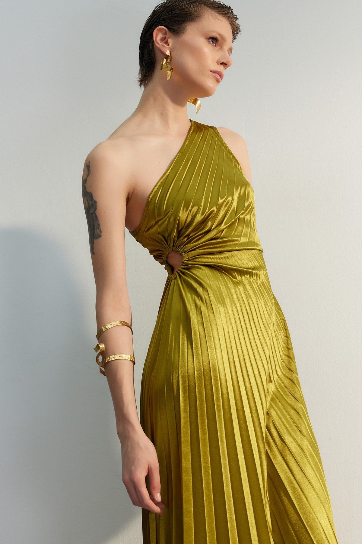 Light Green Asymmetric Knitted Pleated Detailed Satin Evening Dress Evening Dress Tprss23el00557