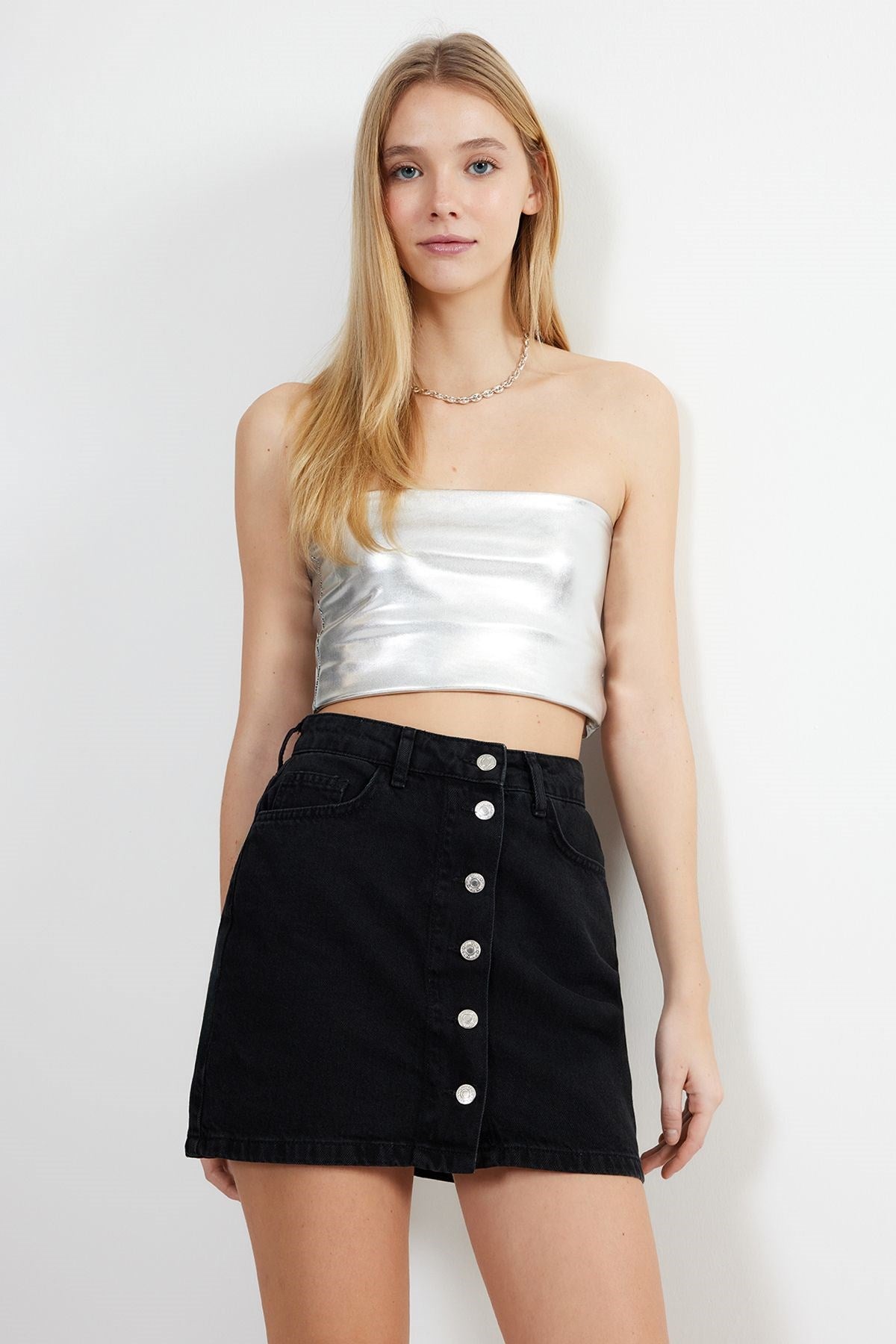 Black Front Buttoned High Waist Mini Denim Skirt Twoss24et00083