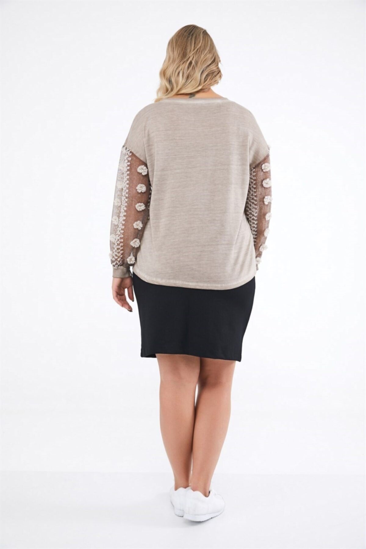 Women's Beige Sleeve Tulle Embroidered Sweat Sea-sw2006