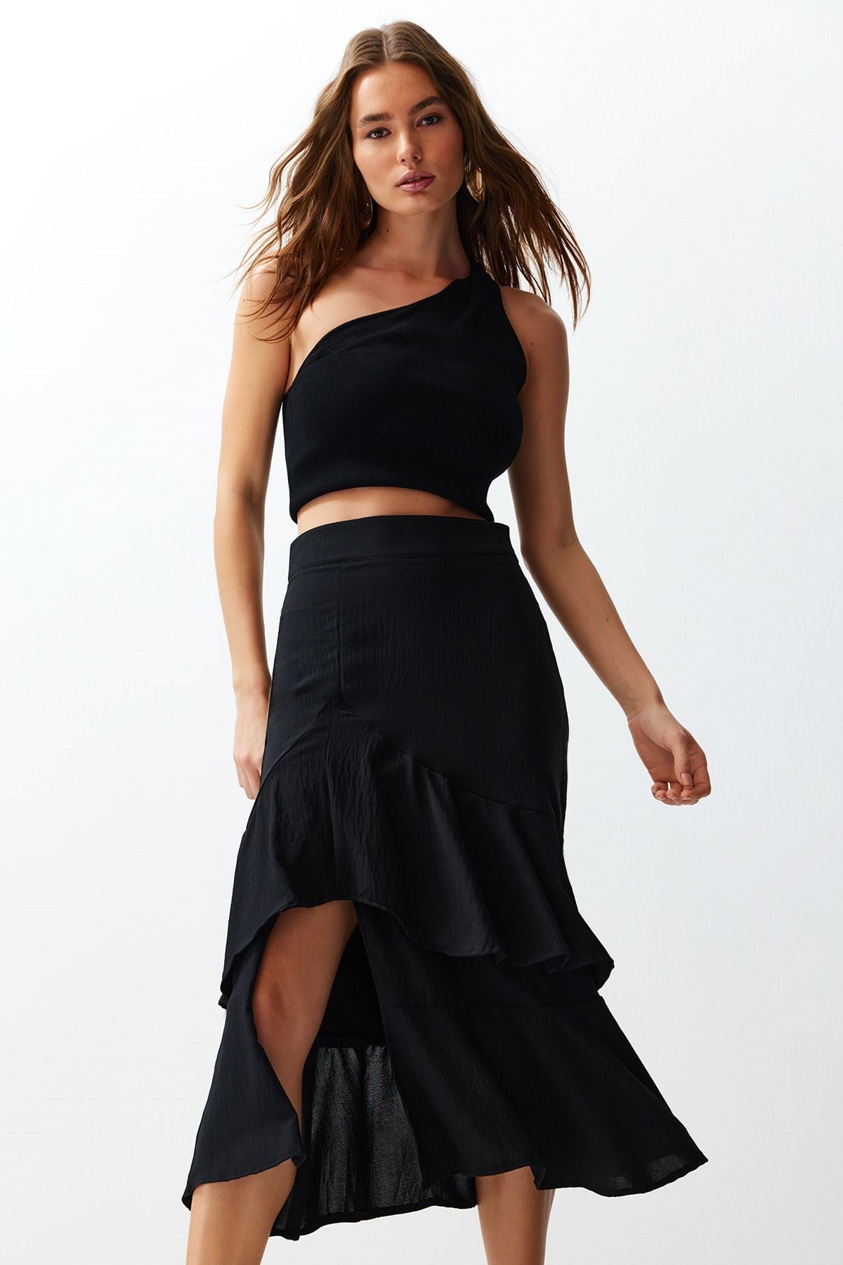 Black Flounce Midi Woven Skirt Twoss24et00132