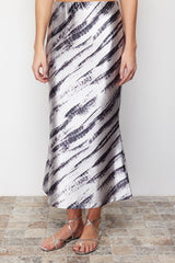 Gray Patterned Satin Maxi Knitted Skirt Twoss24et00119