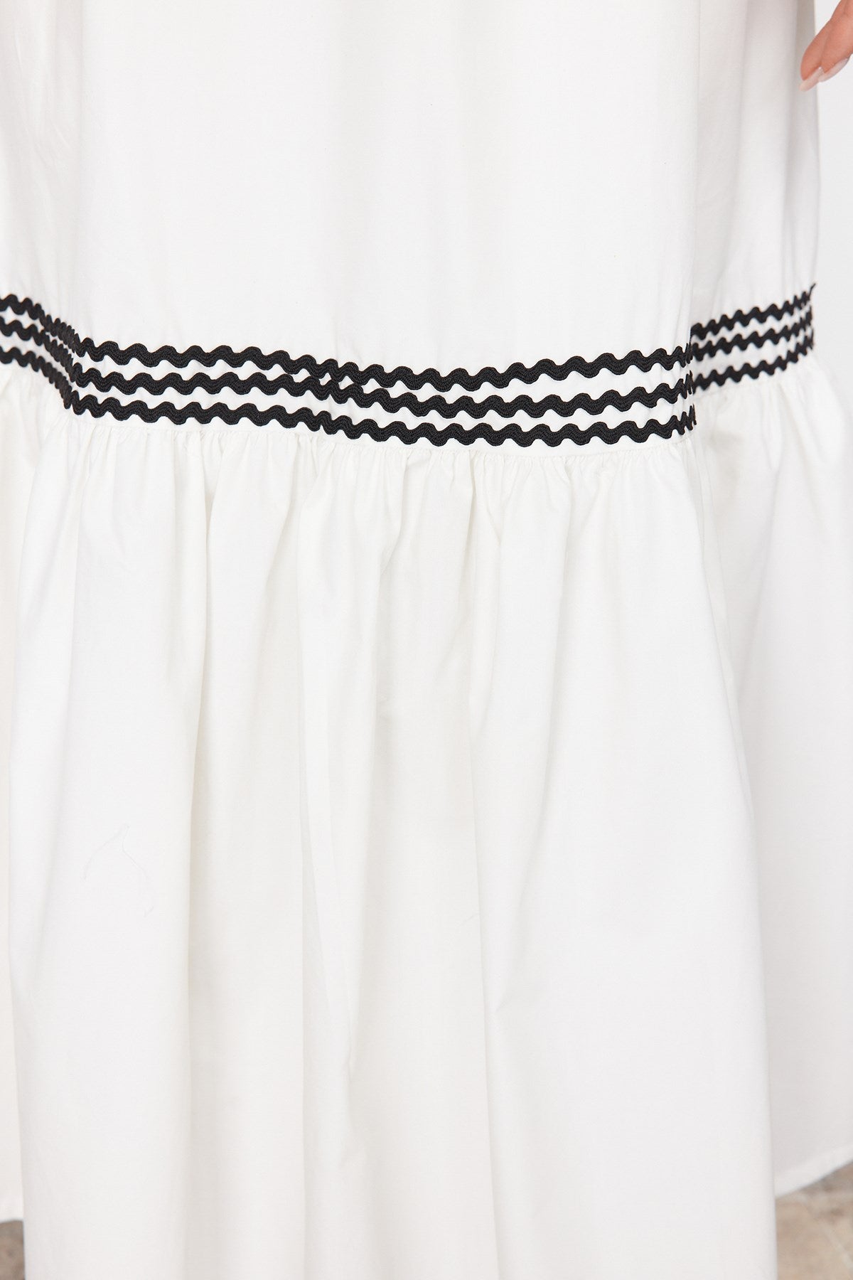 White Belted Black Stripe Accessory Detailed Maxi Woven Dress Twoss24el00798