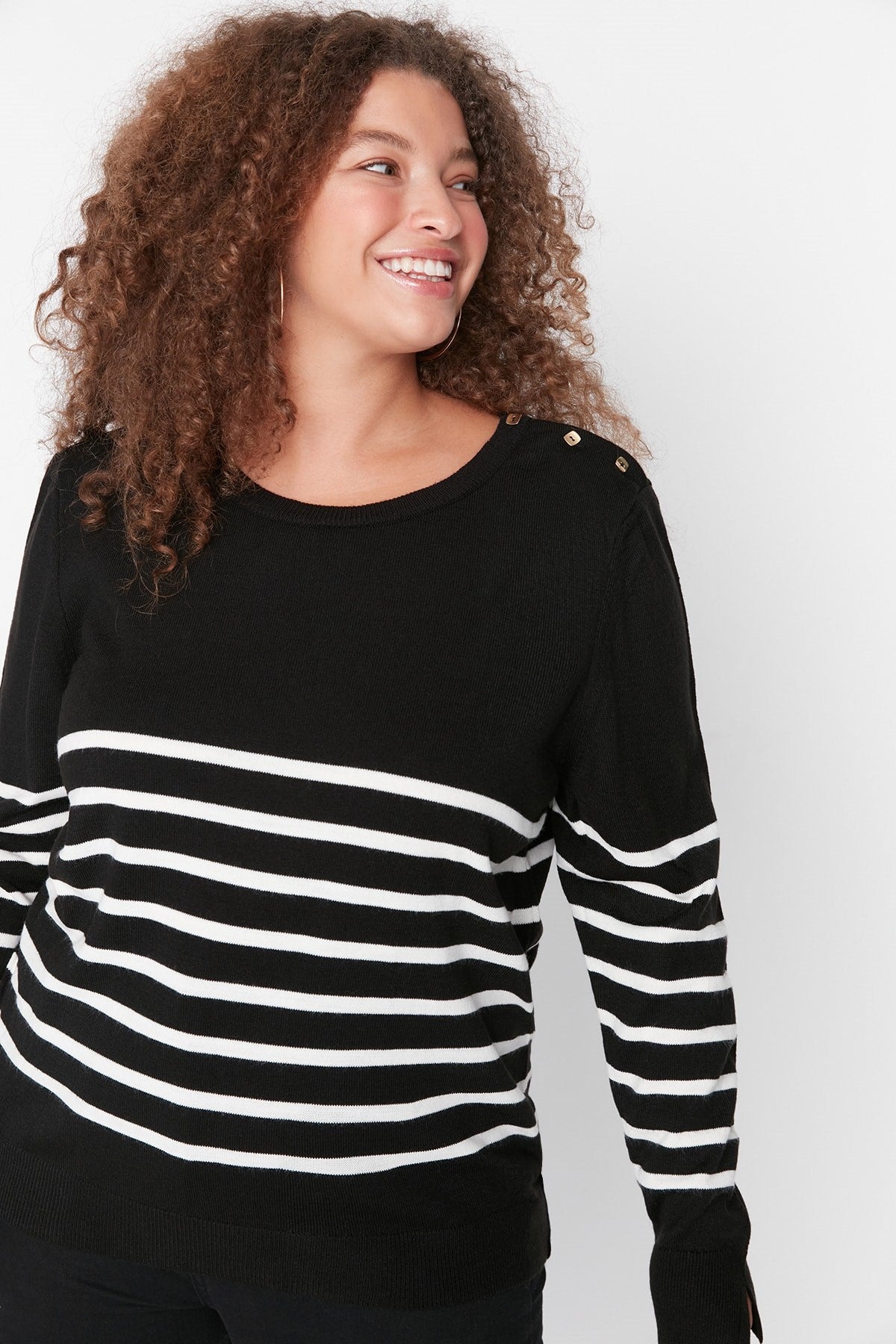 Black Striped Crew Neck Knitwear Sweater Tbbaw23an00119