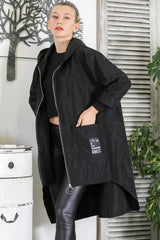 Italian Black Long Sleeve Zipper Double Pockets Raincoat Hooded Back Long Woven Trench Coat M1021060