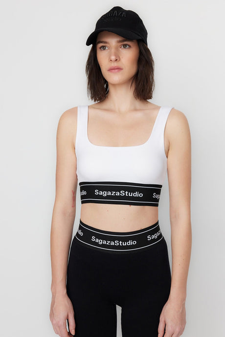 X Sagaza Studio Black Backed Booster Square Collar Sports Bra Tclss23ss00002