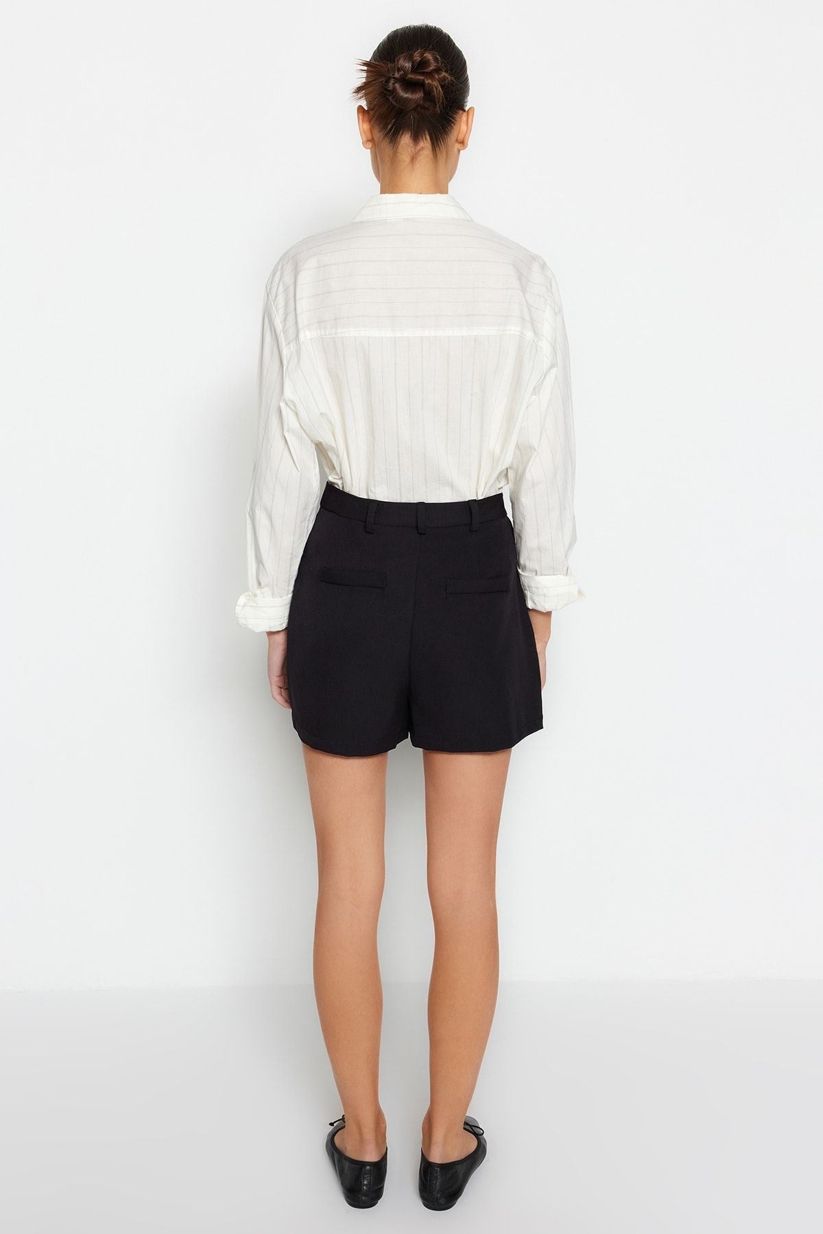 Black Rib Detailed Woven Shorts Twoss23sr00079