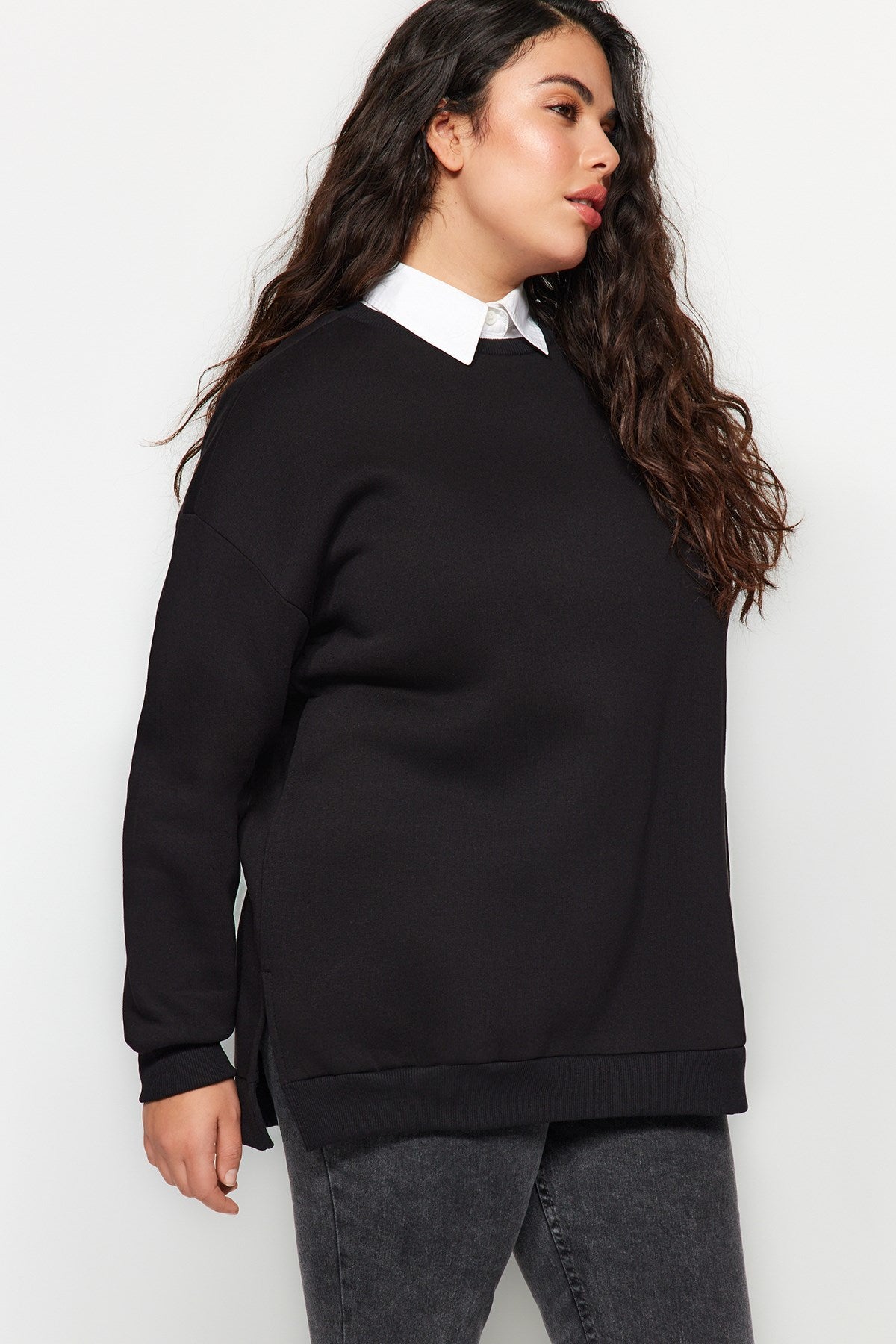 Black Thick Inner Polar Slit Oversize Knitted Sweatshirt Tbbaw24ao00003