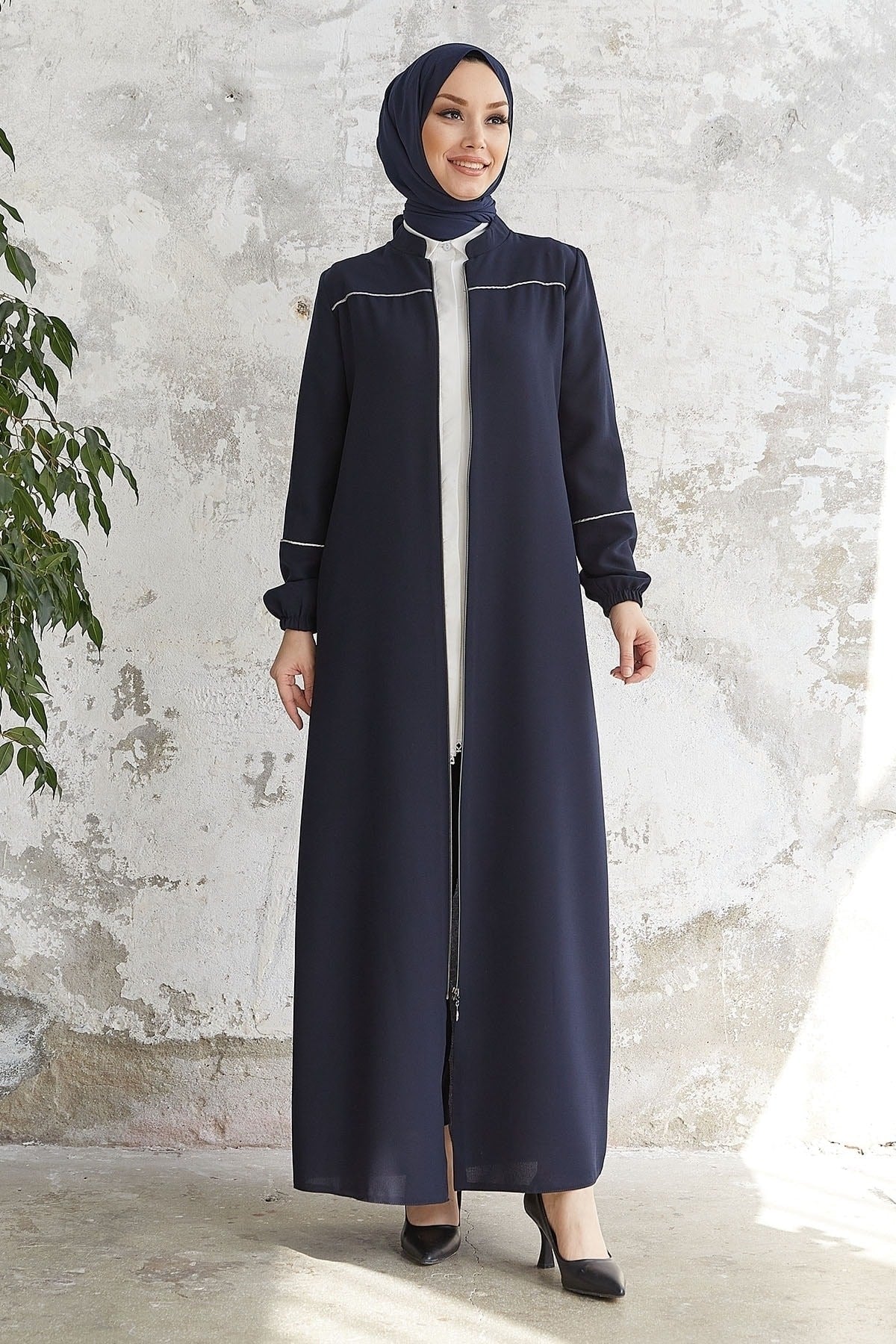 Milena Biye Detail Belted Abaya - Plum Ms00tz7035