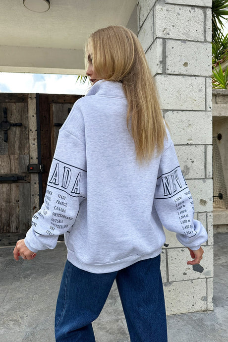 Women's White Front Zipper 3 Thread Printed Oversize Sweatshirt Alc-x11176