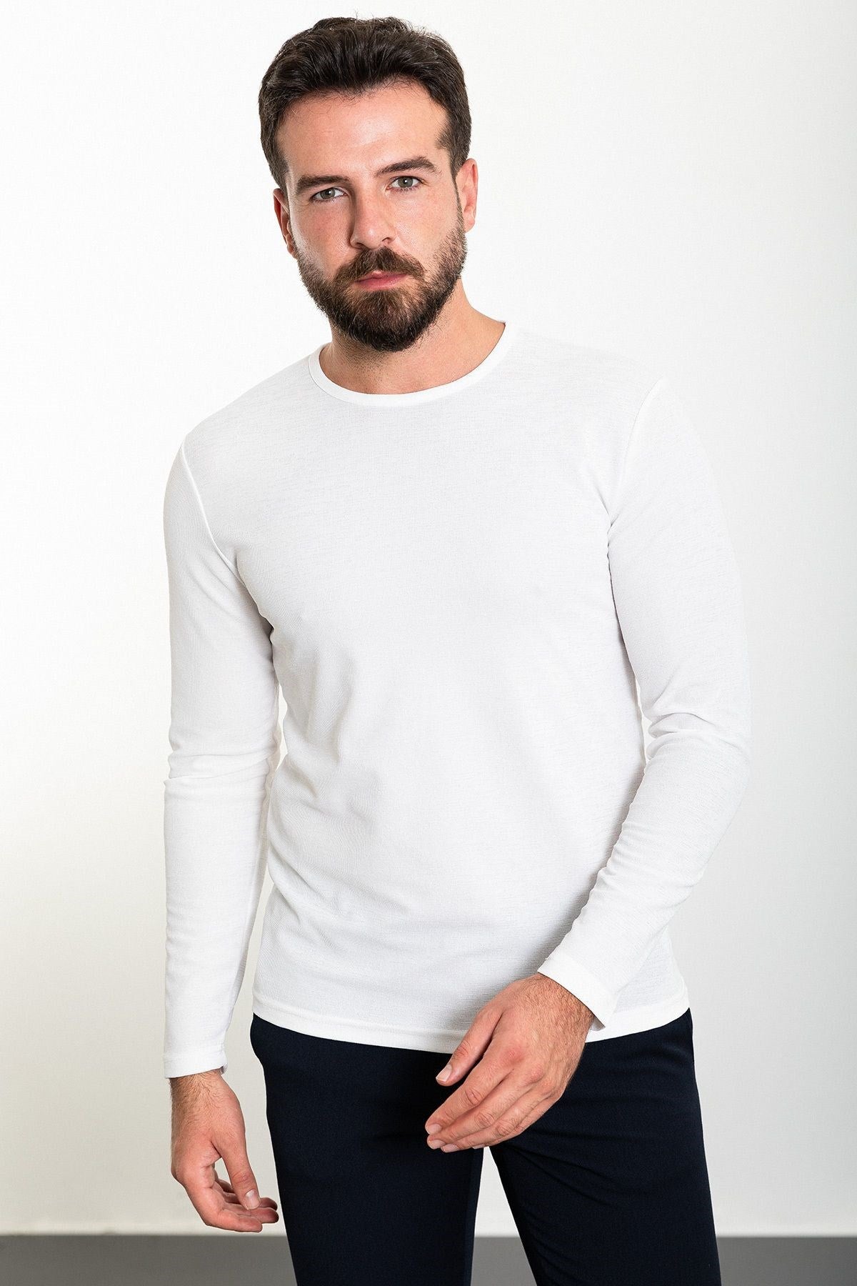 Plain Black Slim Fit Crew Neck Long Sleeve Mens T-shirt 36801.23k