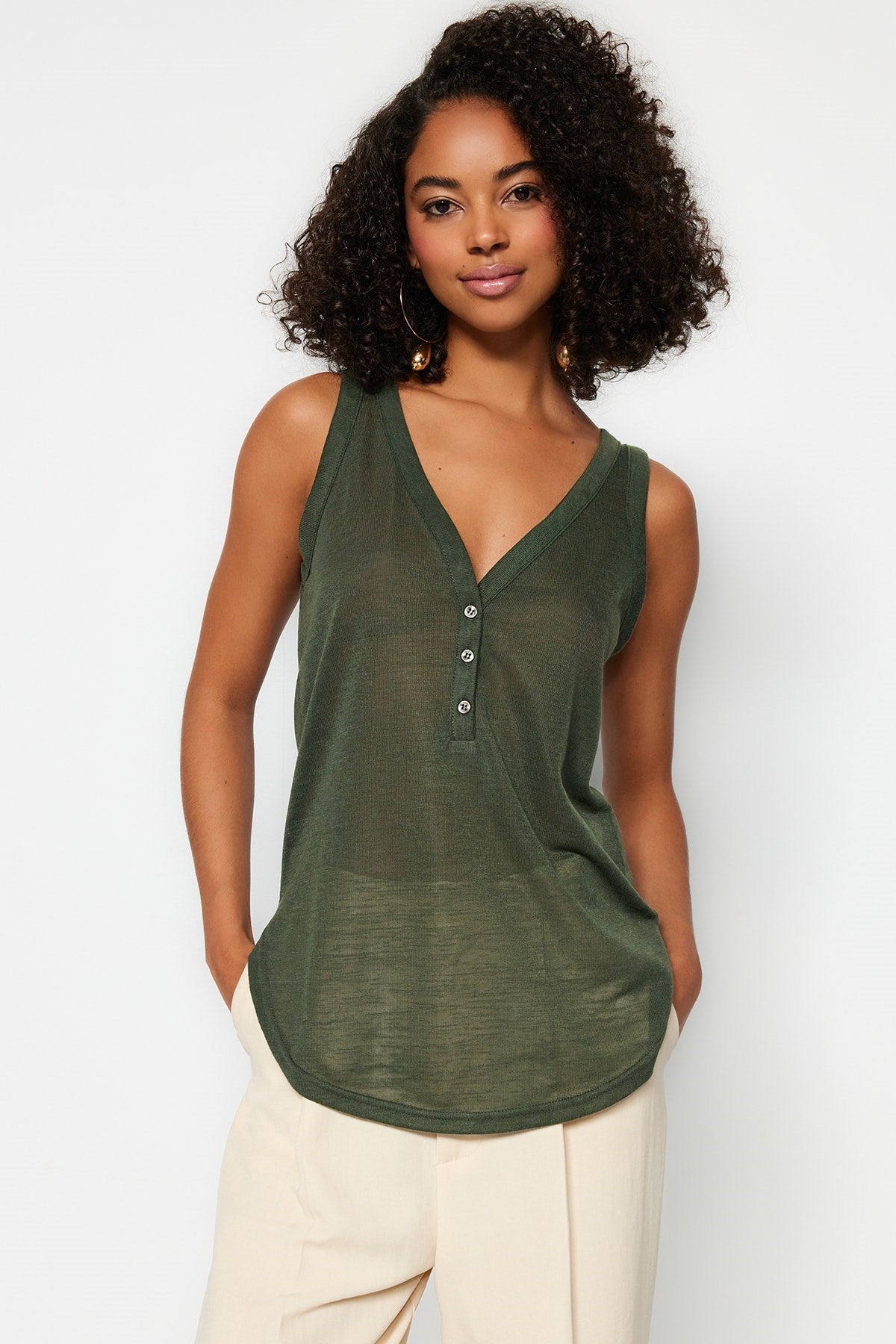 Khaki V Neck Linen Look Button Detailed Regular Fit Knitted Tank Top Twoss23al00081