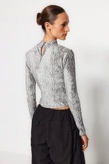 Grey Pleated Velvet Scoop Neck Regular/regular Pattern Long Sleeve Crop Knitted Blouse Twoaw24bz0025