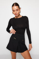 Black Pocket Detailed Woven Shorts Skirt Twoaw24sr00038