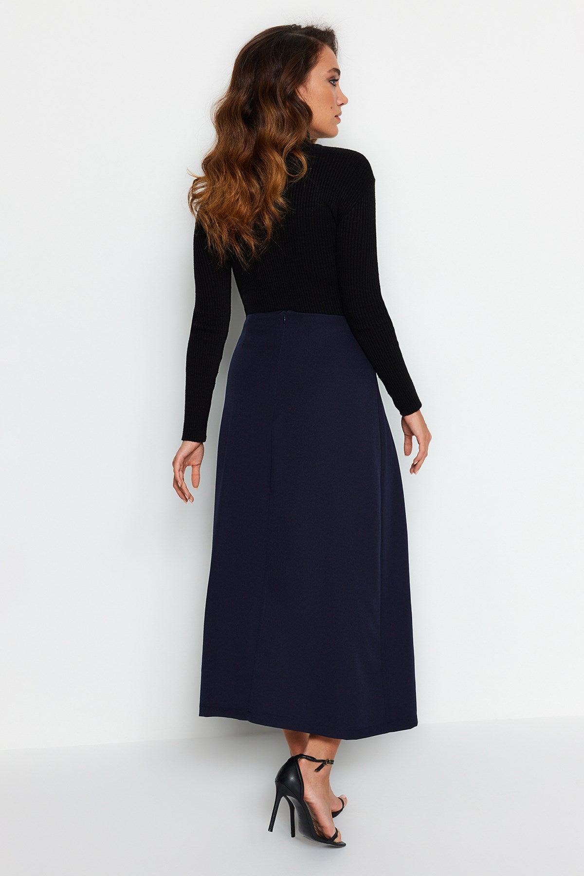 Navy Blue Belt Detailed Woven Skirt Tctaw24ee00014