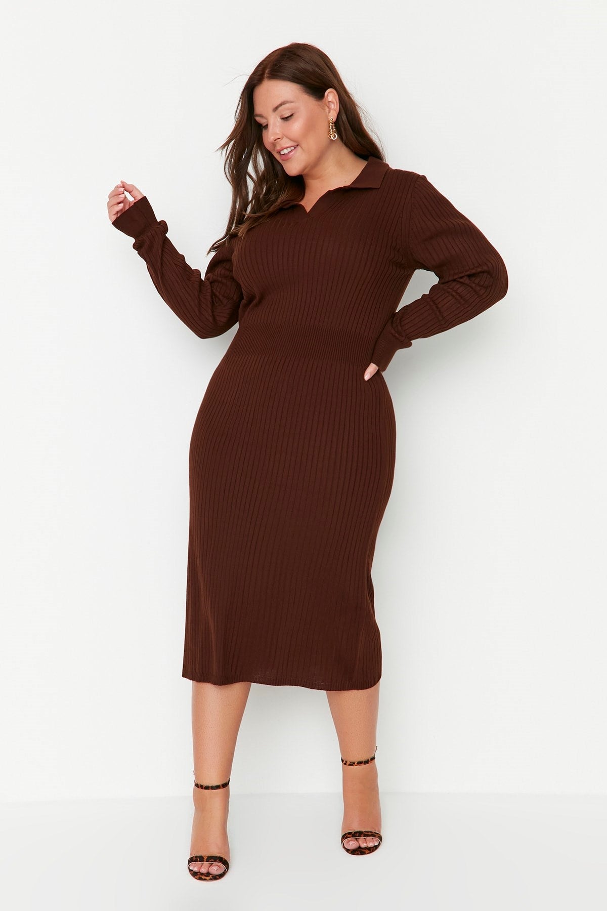 Dark Brown Polo Neck Knitwear Dress Tbbaw23ah00002