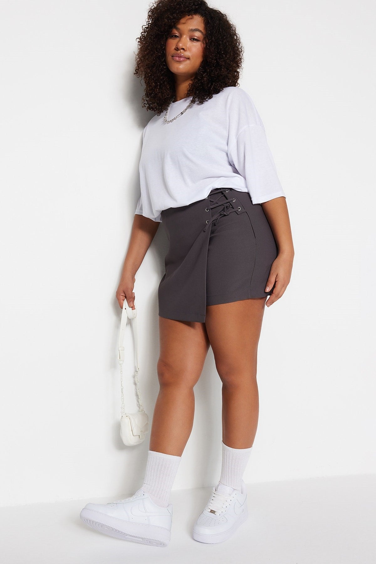 Black Webbing Tie Shorts Skirt Tbbss22ap00001