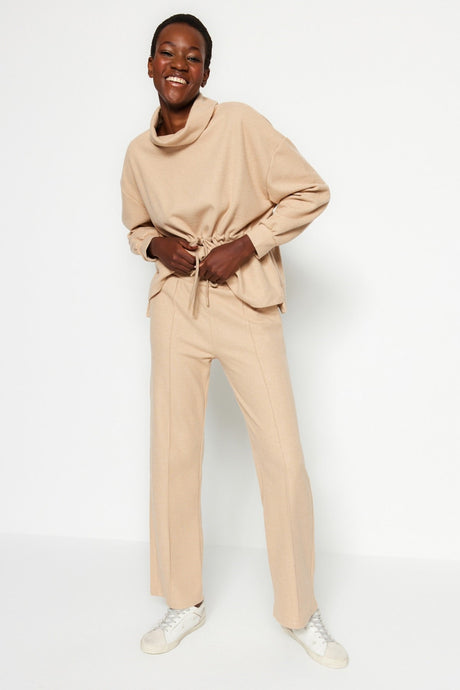 Beige Thessaloniki Fabric Rib Detailed Pockets Wide Straight/plain Knitted Sweatpants Twoaw24ea00021