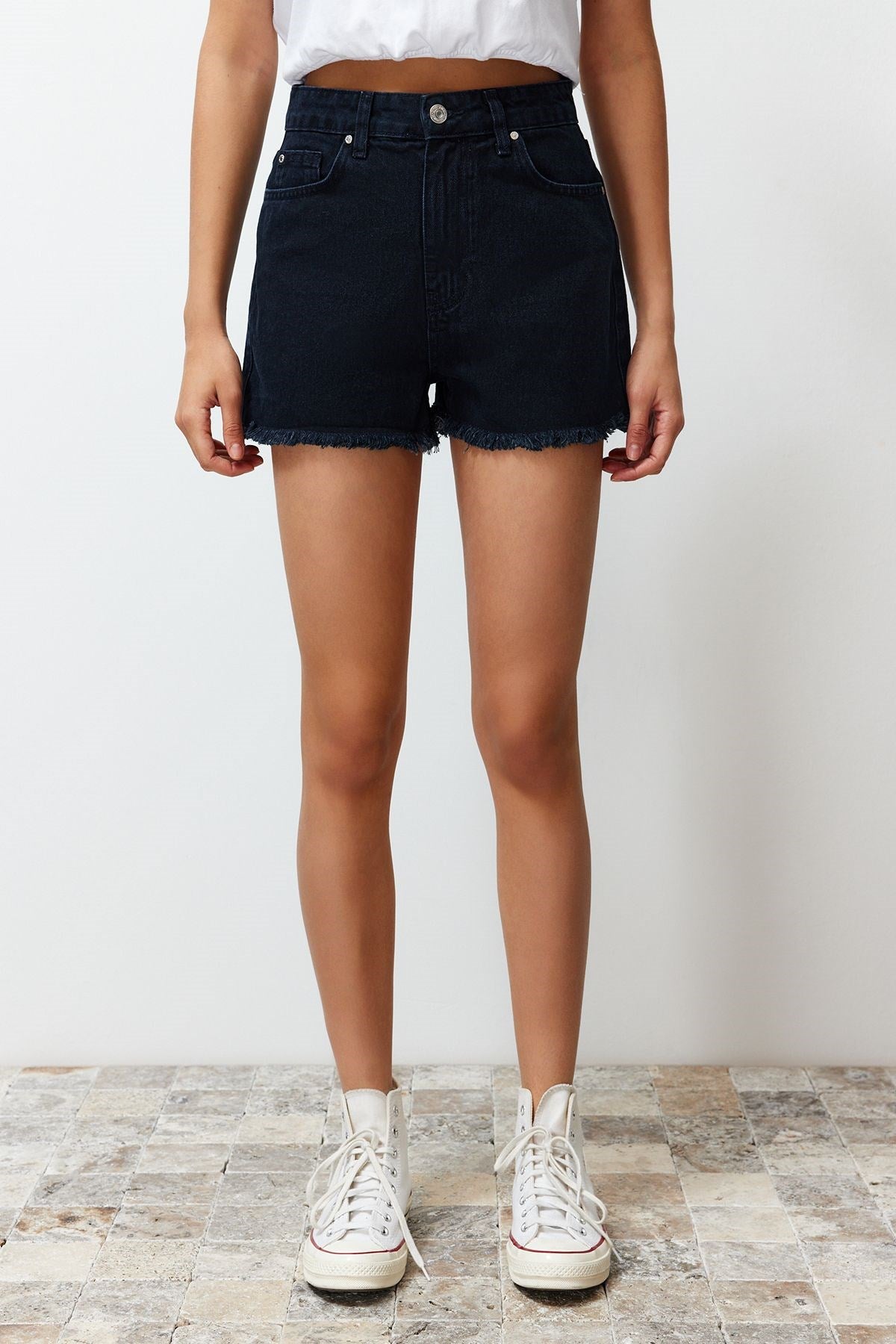 Light Blue Ripped Denim Shorts Twoss22sr00047