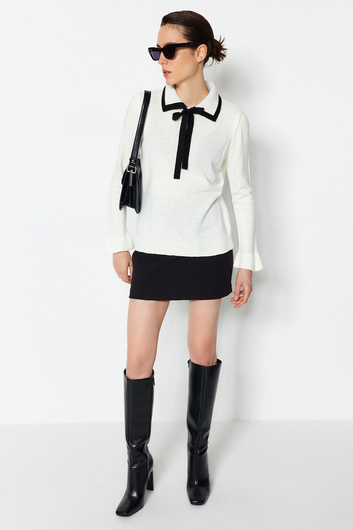 Black Color Block Knit Sweater Twoaw23kz0039