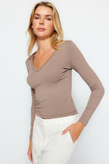 Mink Premium Soft Fabric V Neckline Fitted/body Fitting Flexible Knit Blouse Twoaw24bz00050