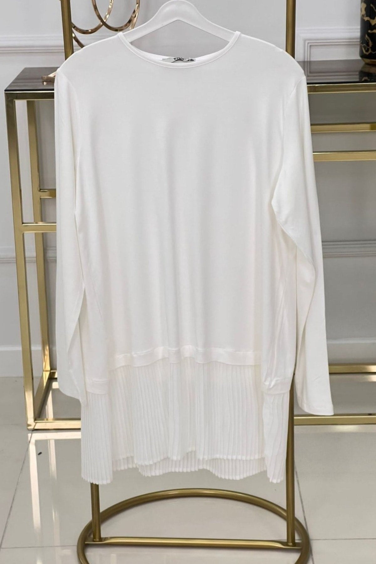 Women's White Sleeveless Pleated Cotton Combed Inner Tunic 0778