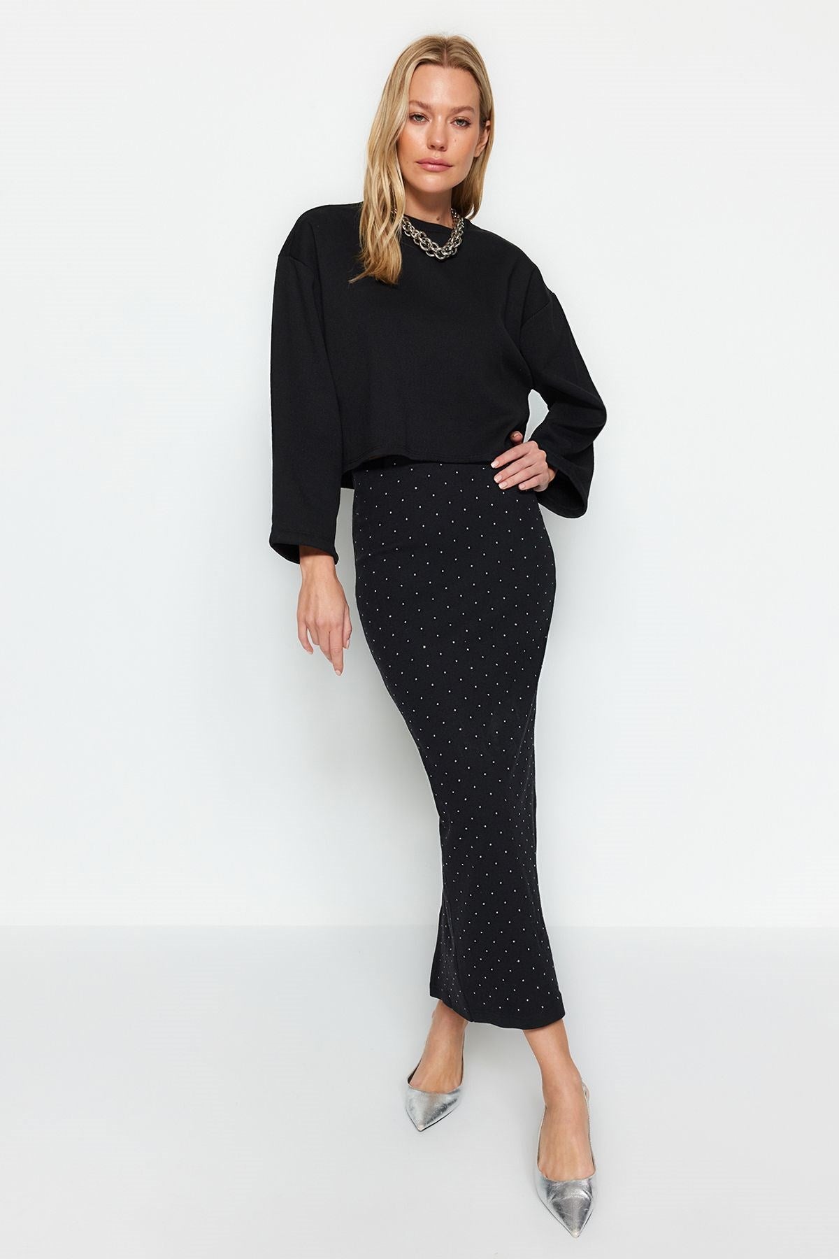 Black Gluing Stone Midi Knitted Skirt Twoaw24et00243