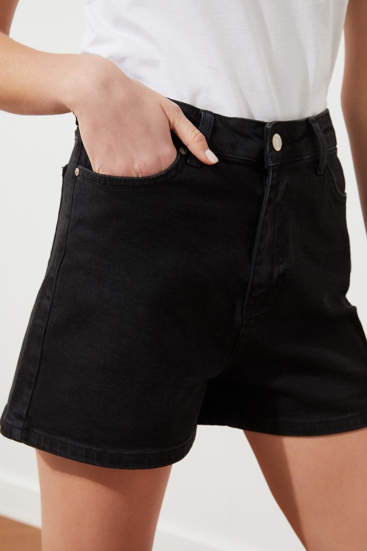 Black Mom Shorts & Bermuda Twoss20sr0210