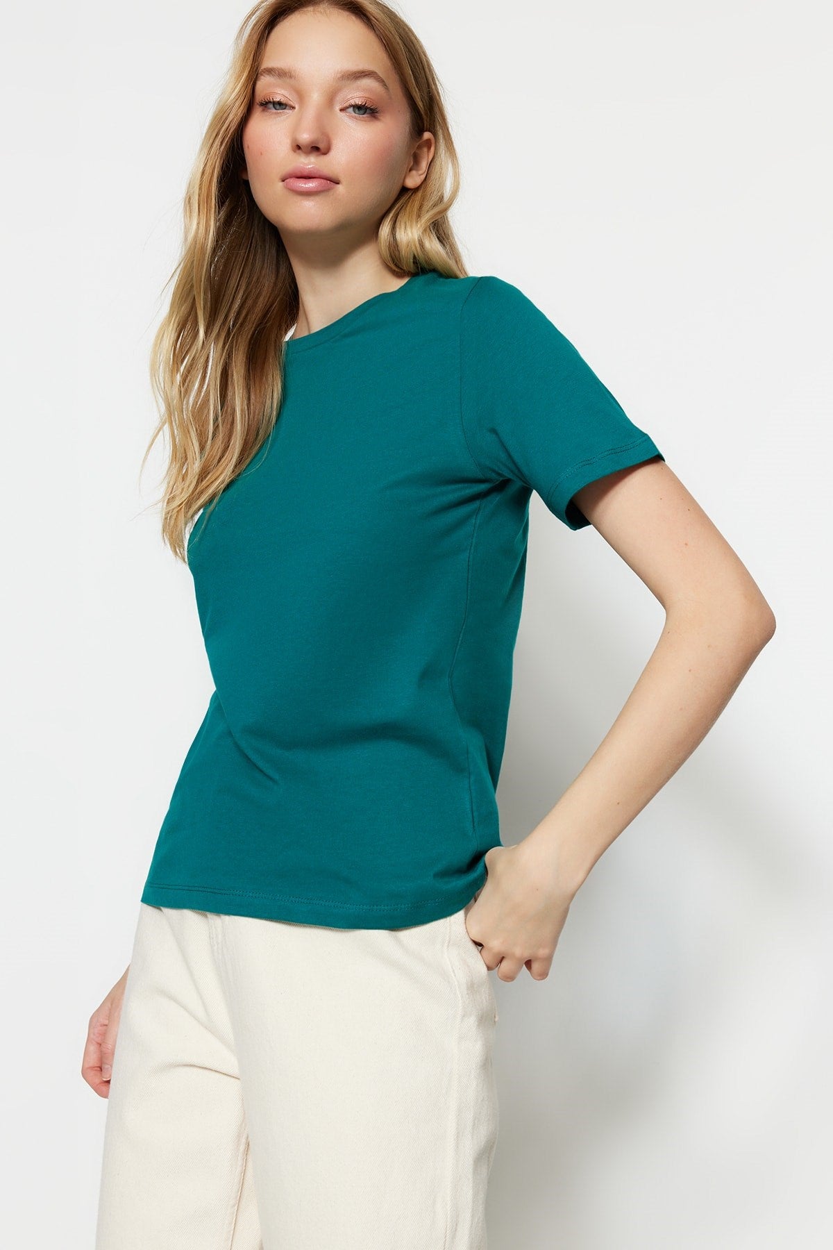 Emerald Green 100% Cotton Basic Turtleneck Knit T-shirt Twoss23ts00000