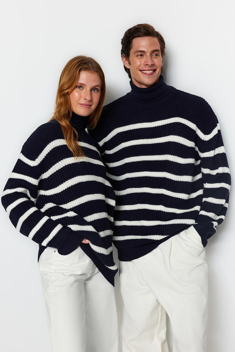 Navy Blue Unisex Oversize Fit Wide Pattern Striped Knitwear Sweater Tmnaw24kz00017