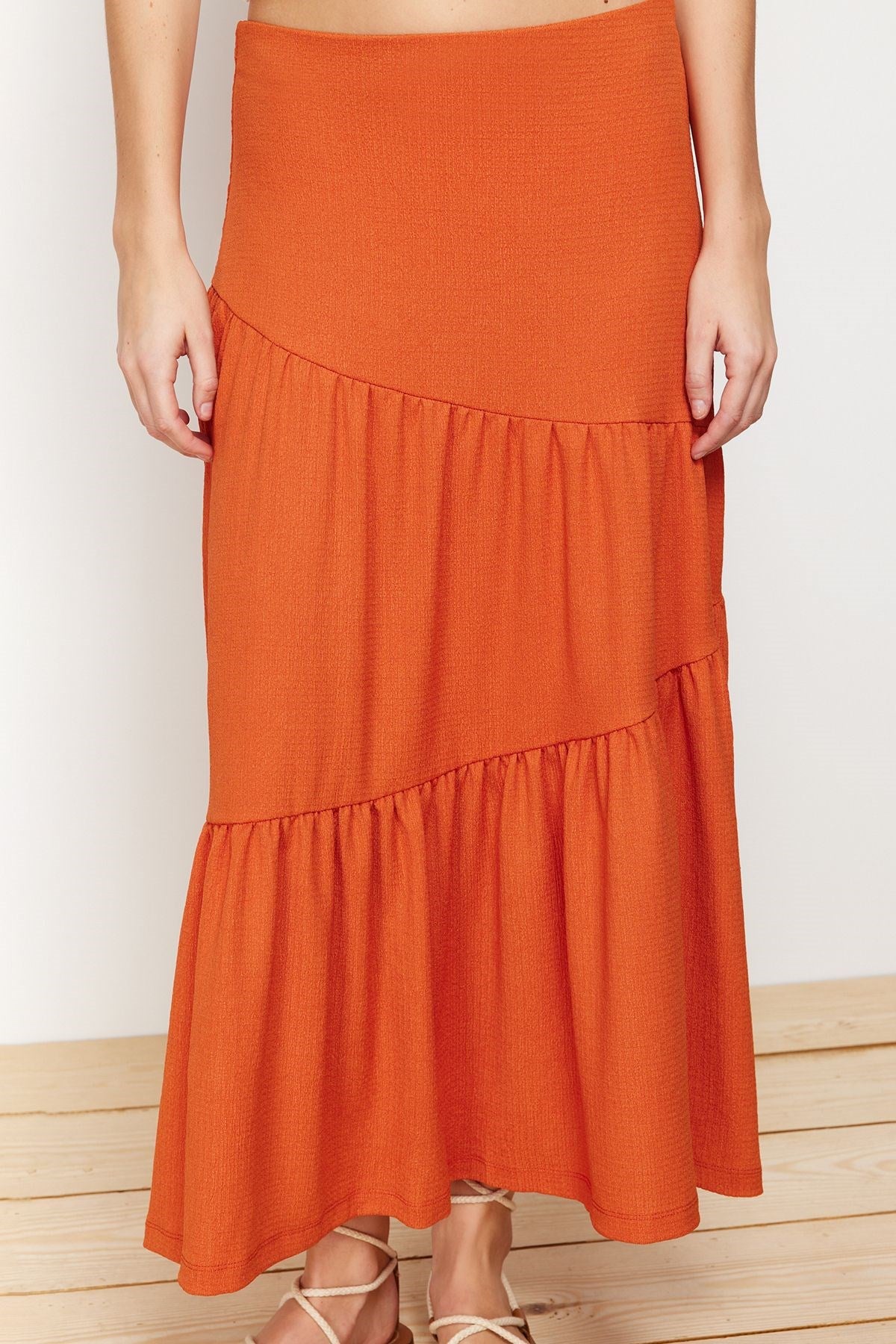 Cinnamon Muffle/textured Flared Maxi Ruffle Flexible Knitted Skirt Twoss24et00090