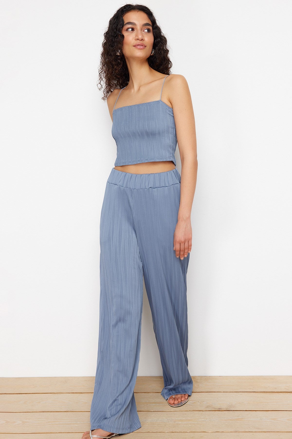 Indigo Textured Premium Fabric Wide Leg/wide Leg Knit Pants Twoss24pl00070