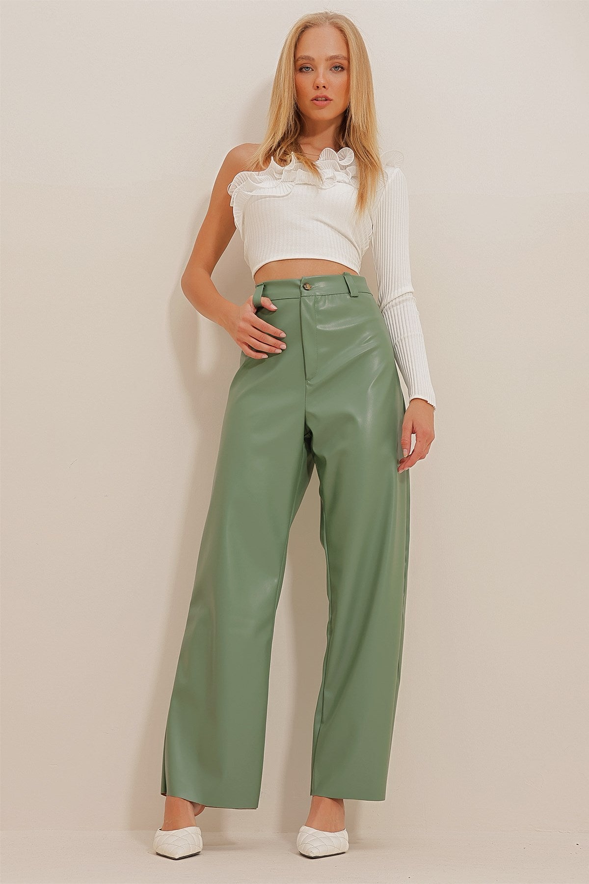 Women's Green Double Pocket Palazzo Leather Pants Alc-x10964