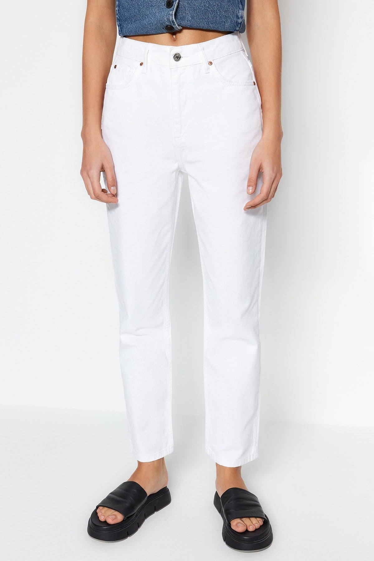 White High Waist Straight Jeans Twoss23je00235