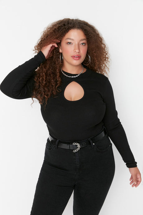 Black Window/cut Out Detailed Crop Knit Blouse Tbbaw23af00037